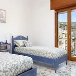Casa Cafarelli - Bright With Stunning View شقة *