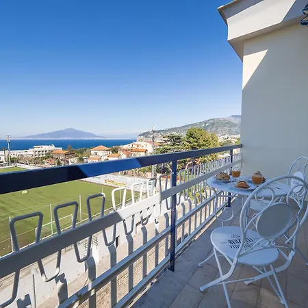 Casa Cafarelli - Bright With Stunning View شقة *