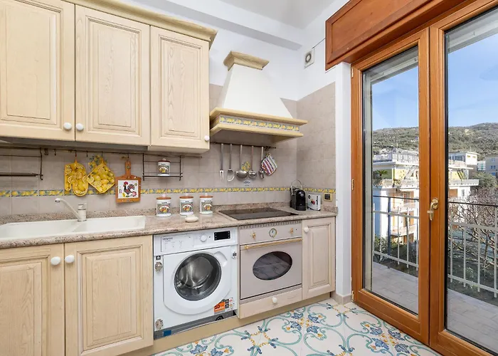 Casa Cafarelli - Bright With Stunning View Sorrento