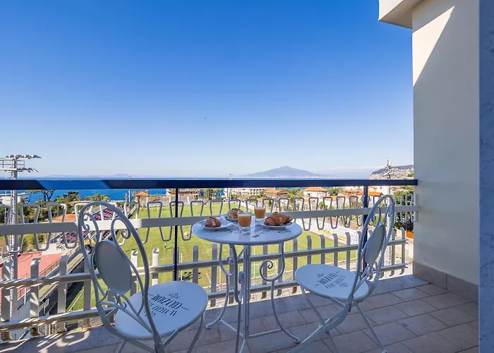 Casa Cafarelli - Bright With Stunning View *