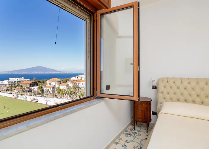 Casa Cafarelli - Bright With Stunning View *