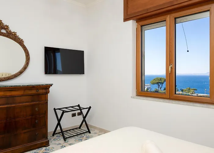 Casa Cafarelli - Bright With Stunning View Sorrento