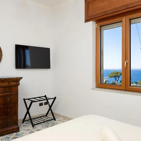Casa Cafarelli - Bright With Stunning View Sorrento